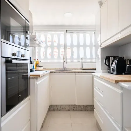 Apartamento El Acuario - Primera Linea Y Todas Ventanas Dan Al Mar