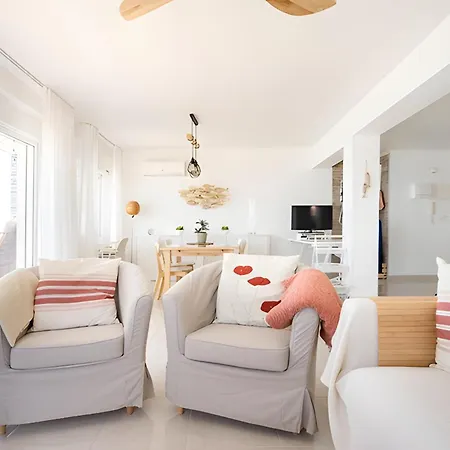 El Acuario - Primera Linea Y Todas Ventanas Dan Al Mar Apartment *